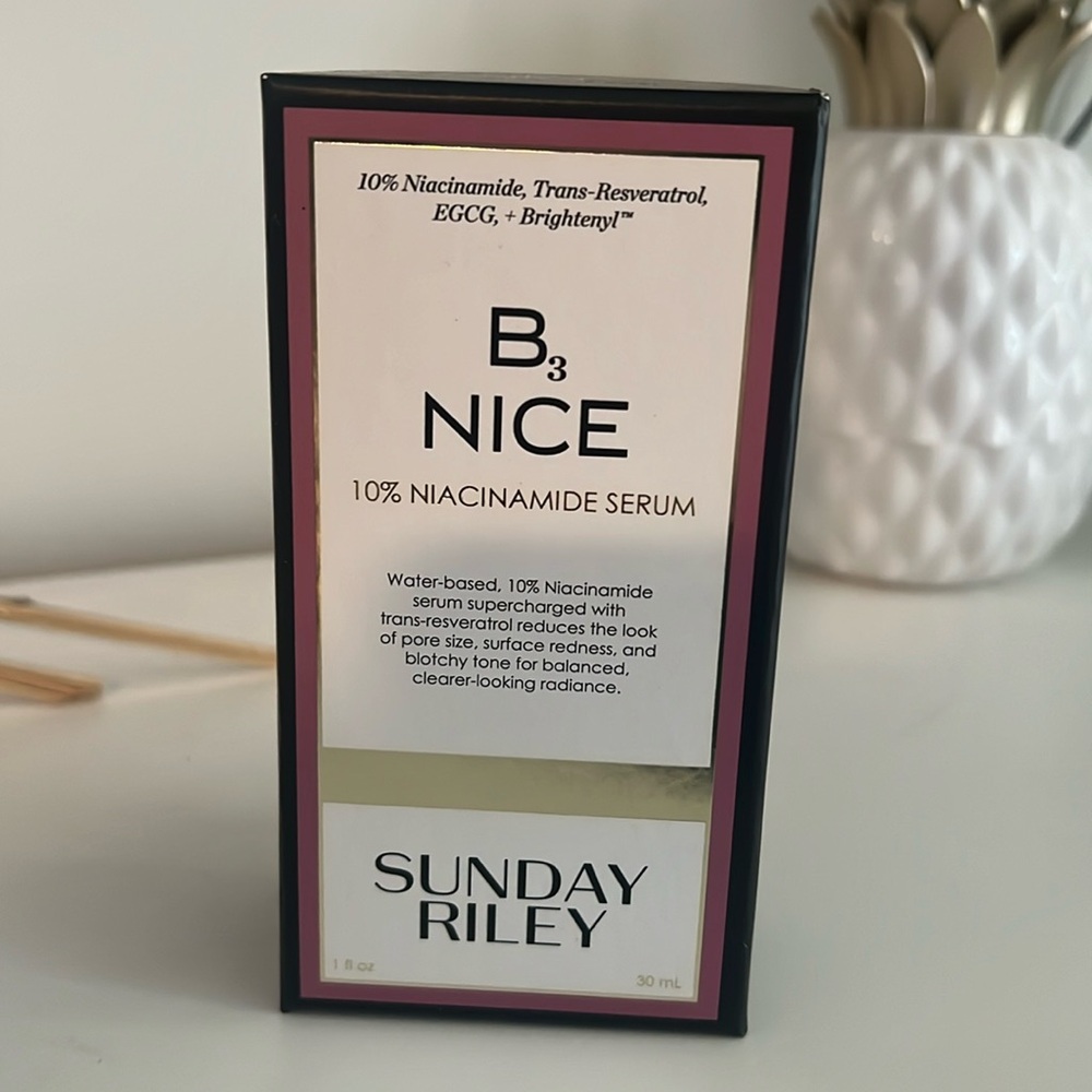 New in Box Sunday Riley B3 Nice Serum